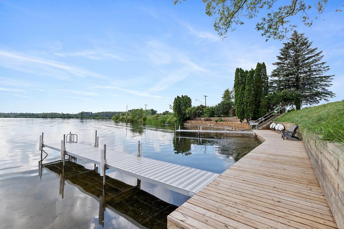 Pet-Friendly Cabin With Dock, Firepit, Bbq Newaygo Exterior photo
